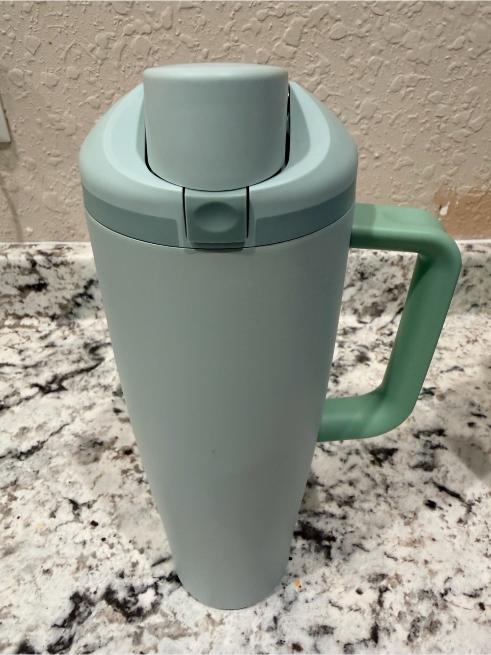 Matte Light Green Travel Mug with Mint Handle